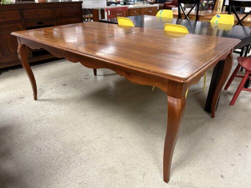 ETHAN ALLEN Maison French Country Dining Table