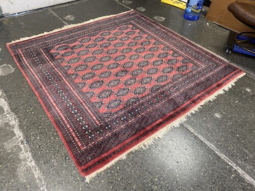 Handwoven Persian Red Bokhara 7'x7.4' Area Rug