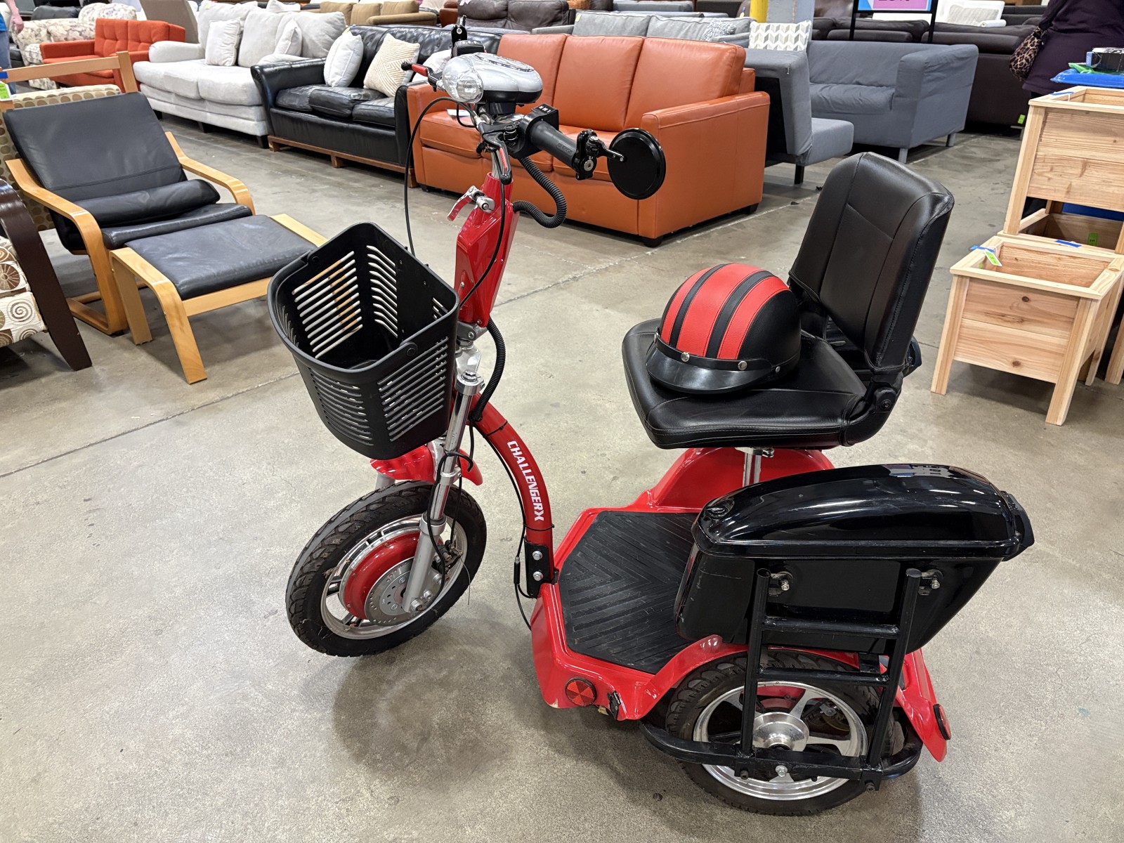 CHALLENGER X Sit or Stand 300lb Capacity Recreational 750 Watt Motor Electric Mobility Scooter with Helmet and Folding Seat