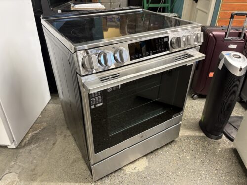 LG 6.3 cu.ft. Smart Induction InstaView ProBake Convection Electric Range Model #LSIL6336XE (Bellevue)