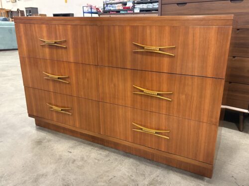FASHION TREND - BY JOHN CARPER Vintage Deep Amber Brown 6 Drawer Dresser with V - Shaped Winged Bronze Handles